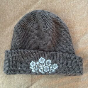 Flower Patch Gray/Green Beanie